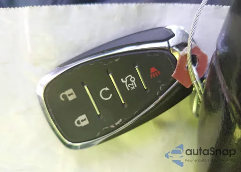 2018 Chevrolet Sonic Lt Auto z USA, uszkodzony, nr VIN 1G1JD5SH2J4118384